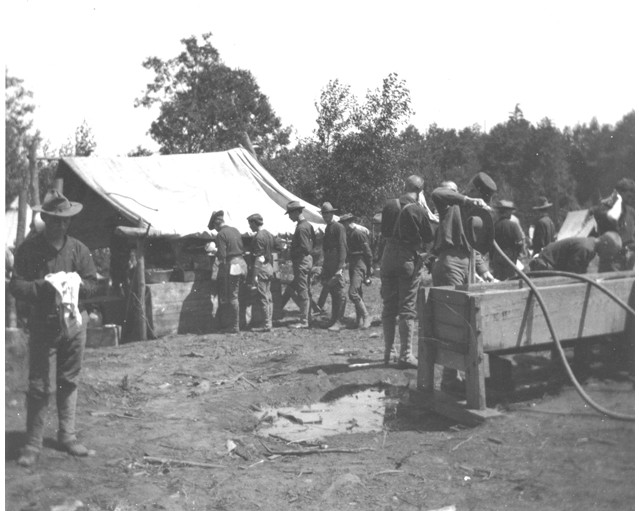 1900 Kiehl Soldiersinfrontofmesstent,